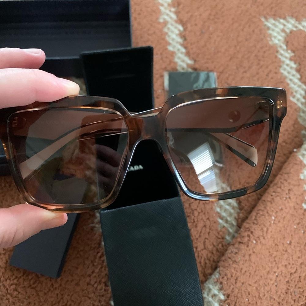 PRADA PR 24ZS TRT SHN BRN G sunglasses - Picture 12 of 16